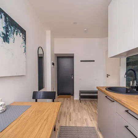 Apartment Nomad's Dream - Quiet Hideaway - By Innorental *